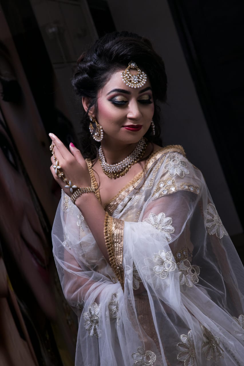 Kolkata Call Girl Service